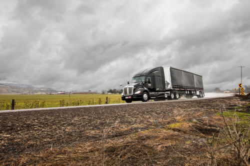 3 Reasons Every Truck Should Have a Dash Cam