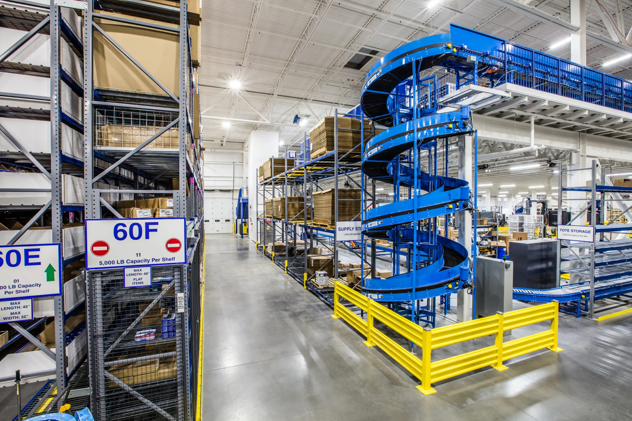 Warehouse spiral conveyor and storage racks
